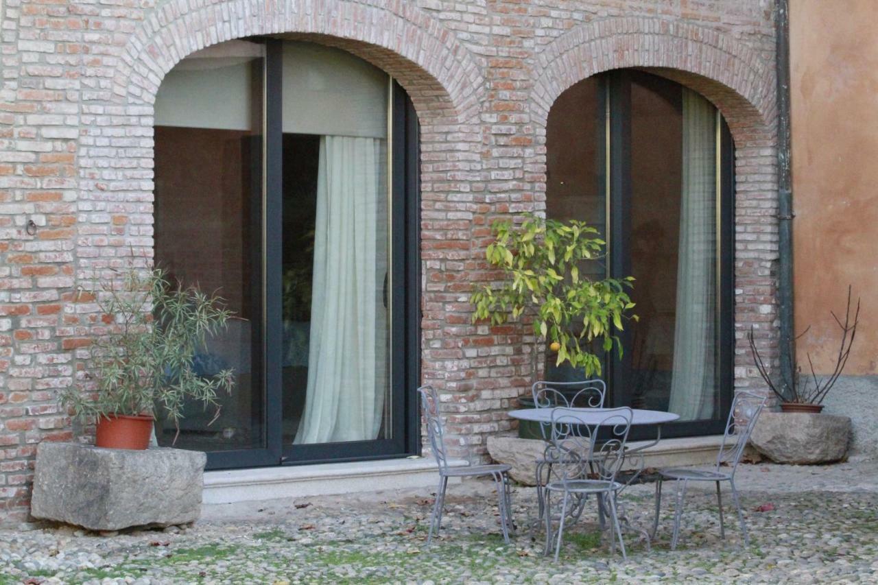 Borgo Archinto Robecco sul Naviglio Exterior foto